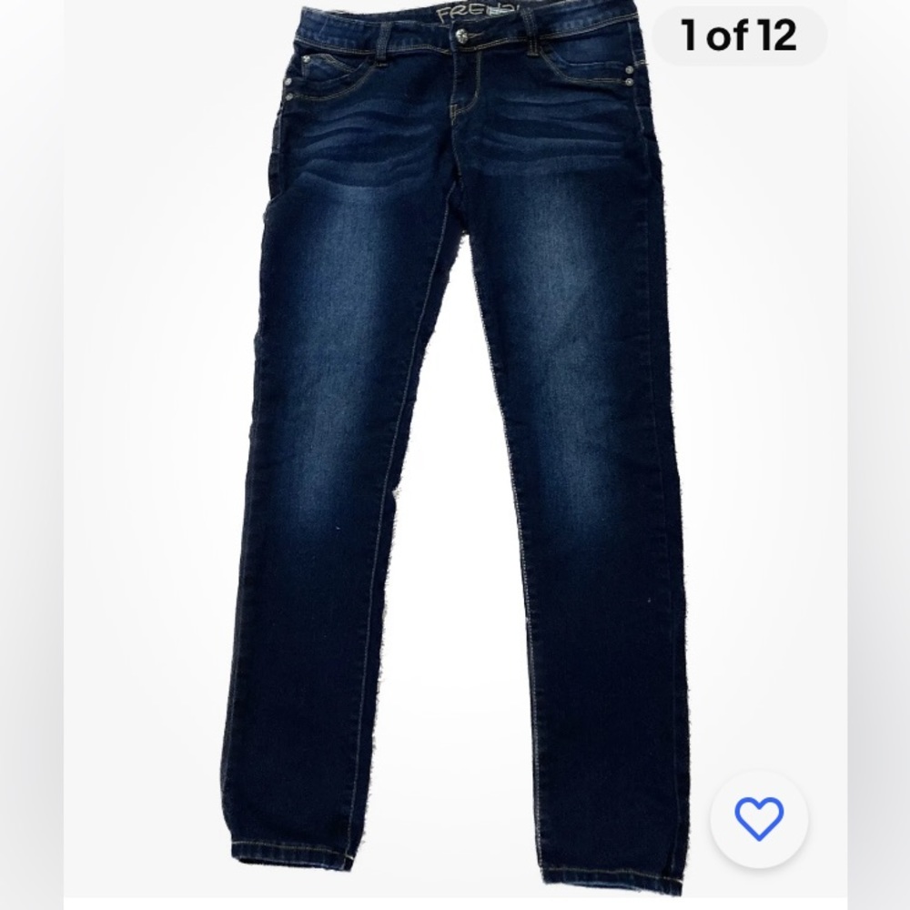 Frenzy Jeans Size 9 Low Rise Straight Blue Jeans 15.5” Waist 26.5” Inseam